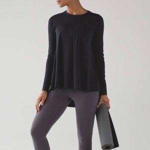 Lululemon Acadia Black Long Sleeve Top